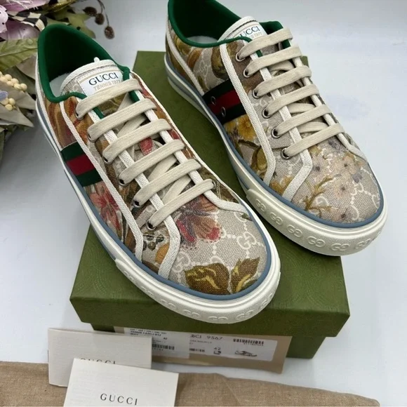 Women’s Gucci tennis 1977 low top sneakers size 42 made in Italy. - Picture 2 of 8